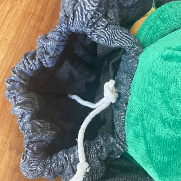 👻 Leprechaun Piggyback Costume - Picture 8 of 10